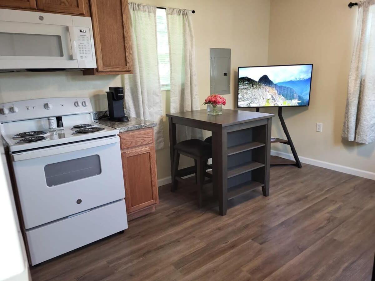 Charming 1Br Efficiency Apt Near Ttu & Downtown Cookeville Exterior photo