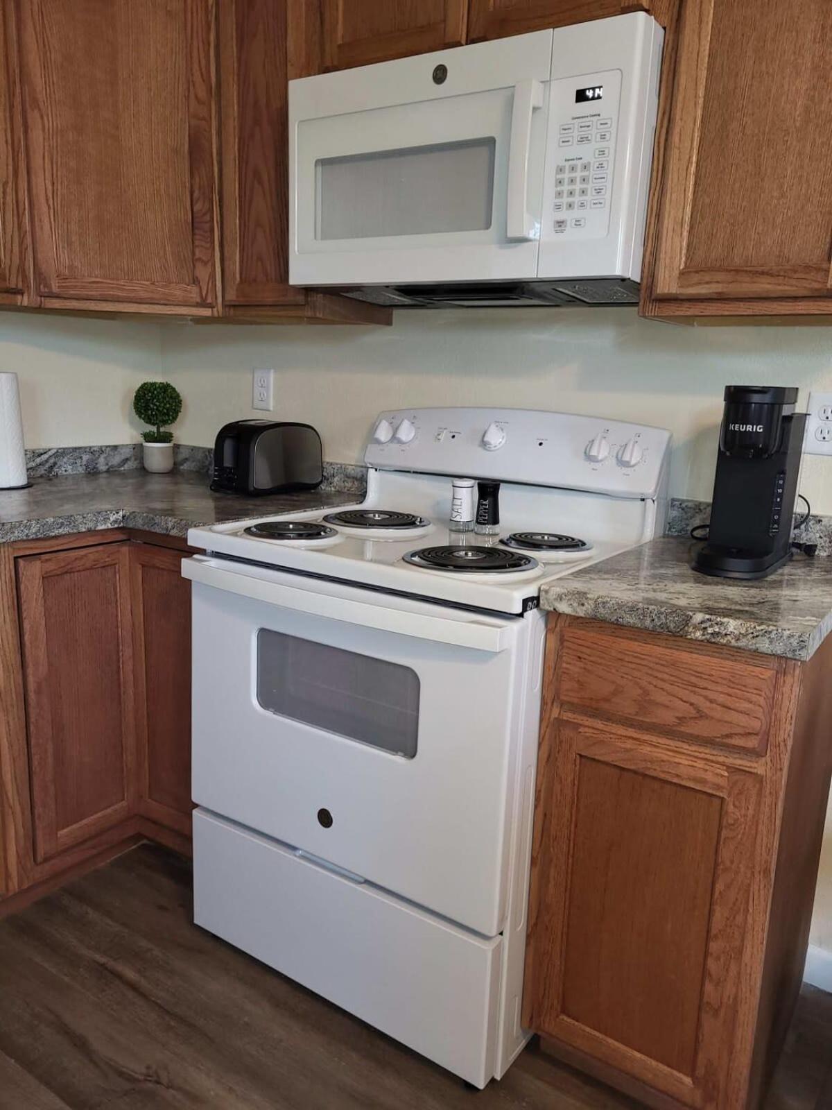 Charming 1Br Efficiency Apt Near Ttu & Downtown Cookeville Exterior photo
